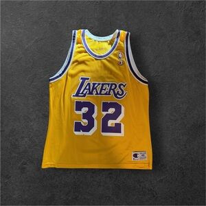 Vintage Champion Los Angeles Lakers Magic Johnson #32 NBA Jersey Size 48 USA